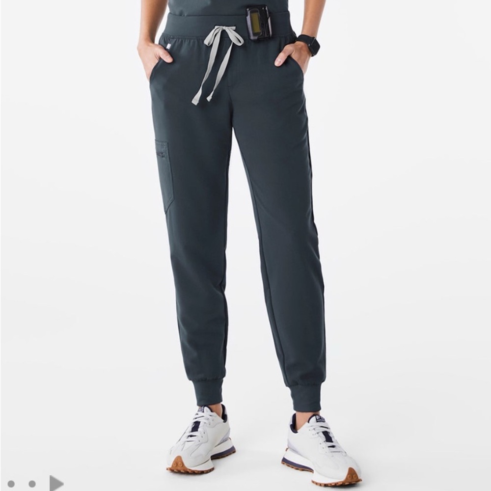 Figs Women's dark harbor with pink drawstring Zamora Jogger Scrub pants